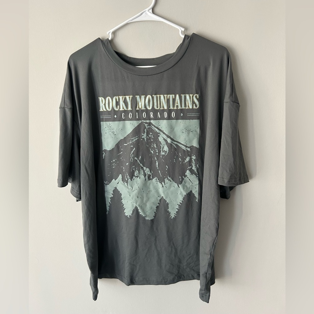 SHEIN Rocky Mountains Graphic Tee - Dark Gray